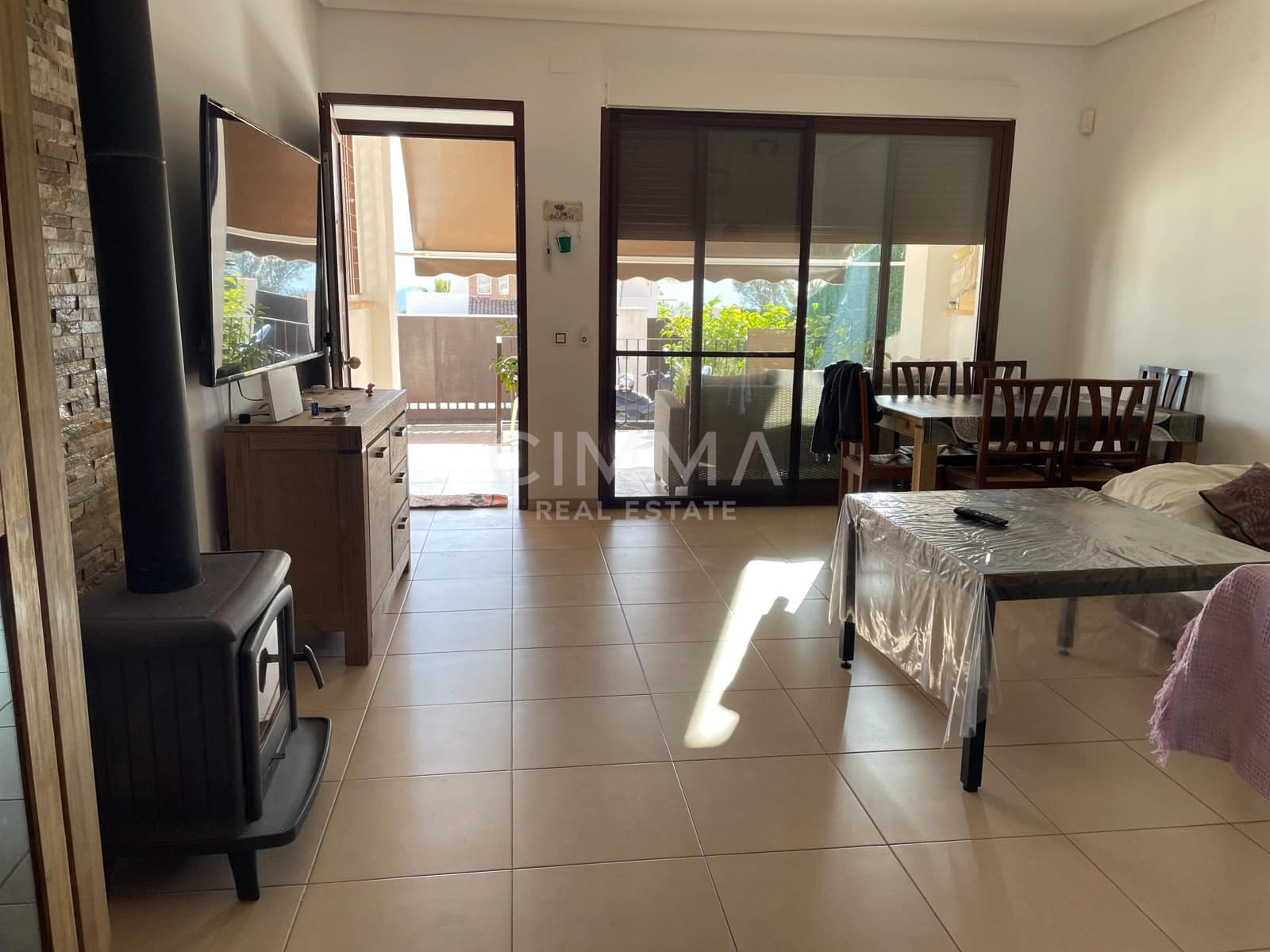 2 soverom Bungalow til leie i Polop med svømmebasseng garasje - € 1 200 (Ref: 9804523)