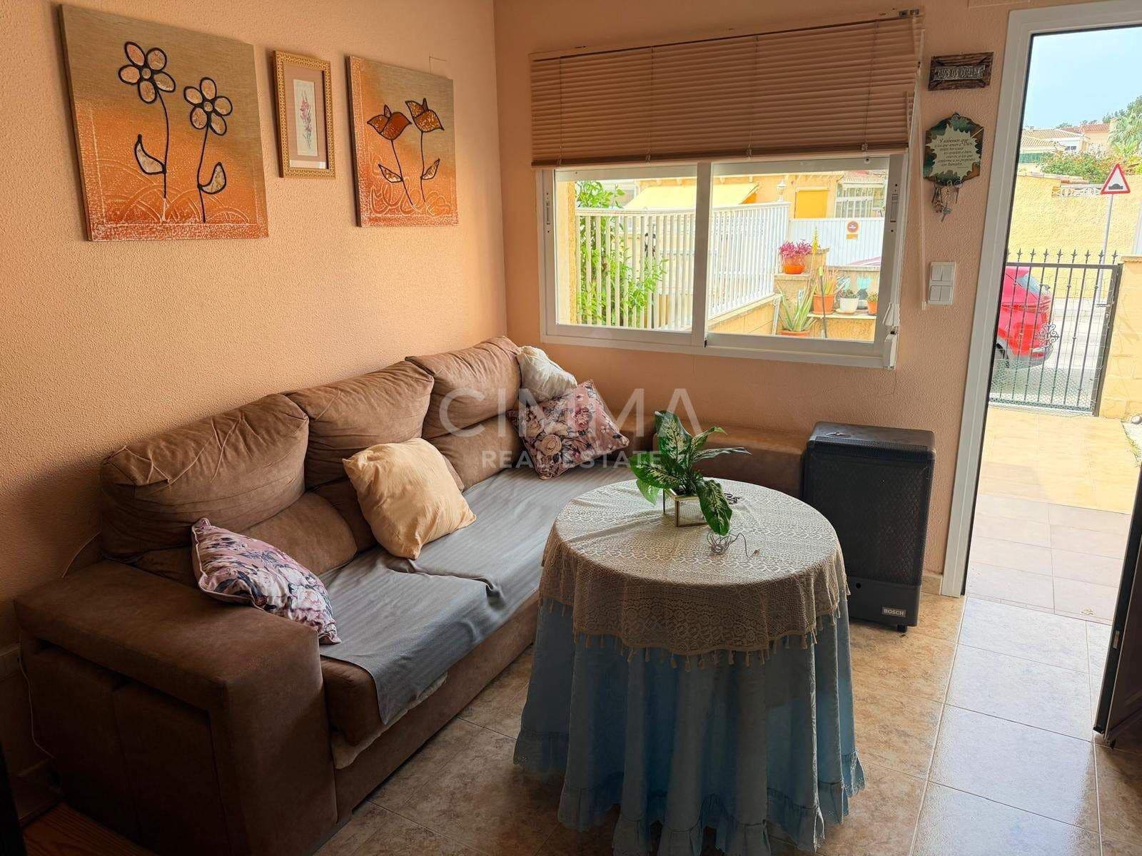 3 Zimmer Reihenhaus zu verkaufen in La Nucia - 310.000 € (Ref: 9808163)