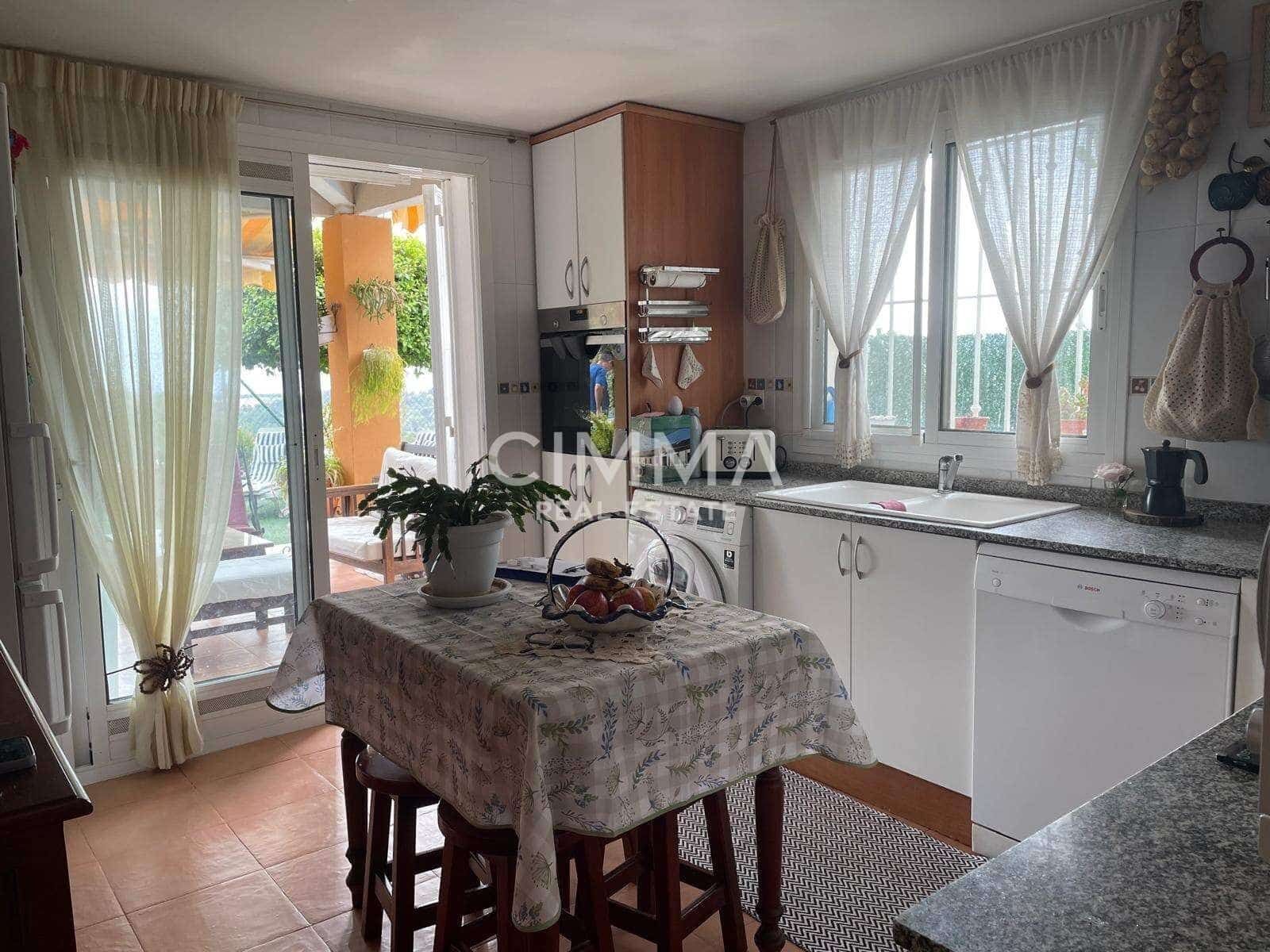 4 camera da letto Villetta a Schiera in vendita in Polop con piscina garage - 495.000 € (Rif: 9812286)