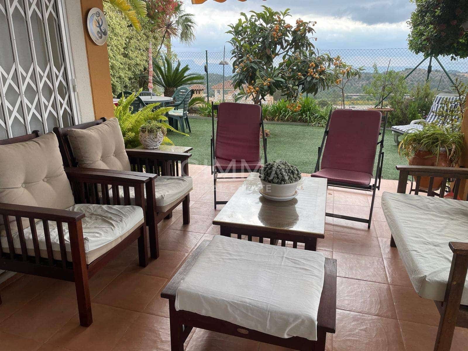 4 bedroom Bungalow for sale in Polop with pool garage - € 495,000 (Ref: 9812286)