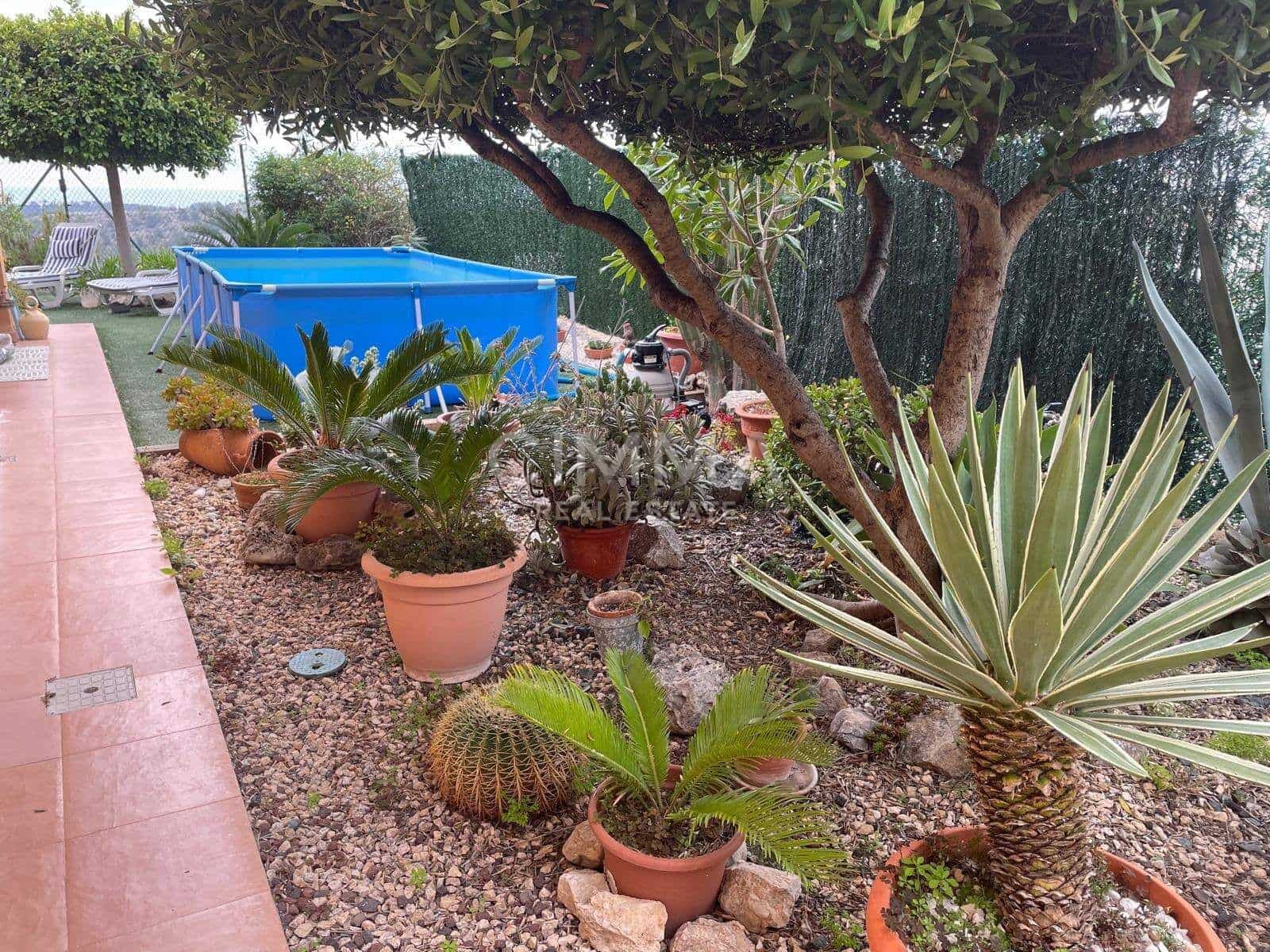4 bedroom Bungalow for sale in Polop with pool garage - € 495,000 (Ref: 9812286)