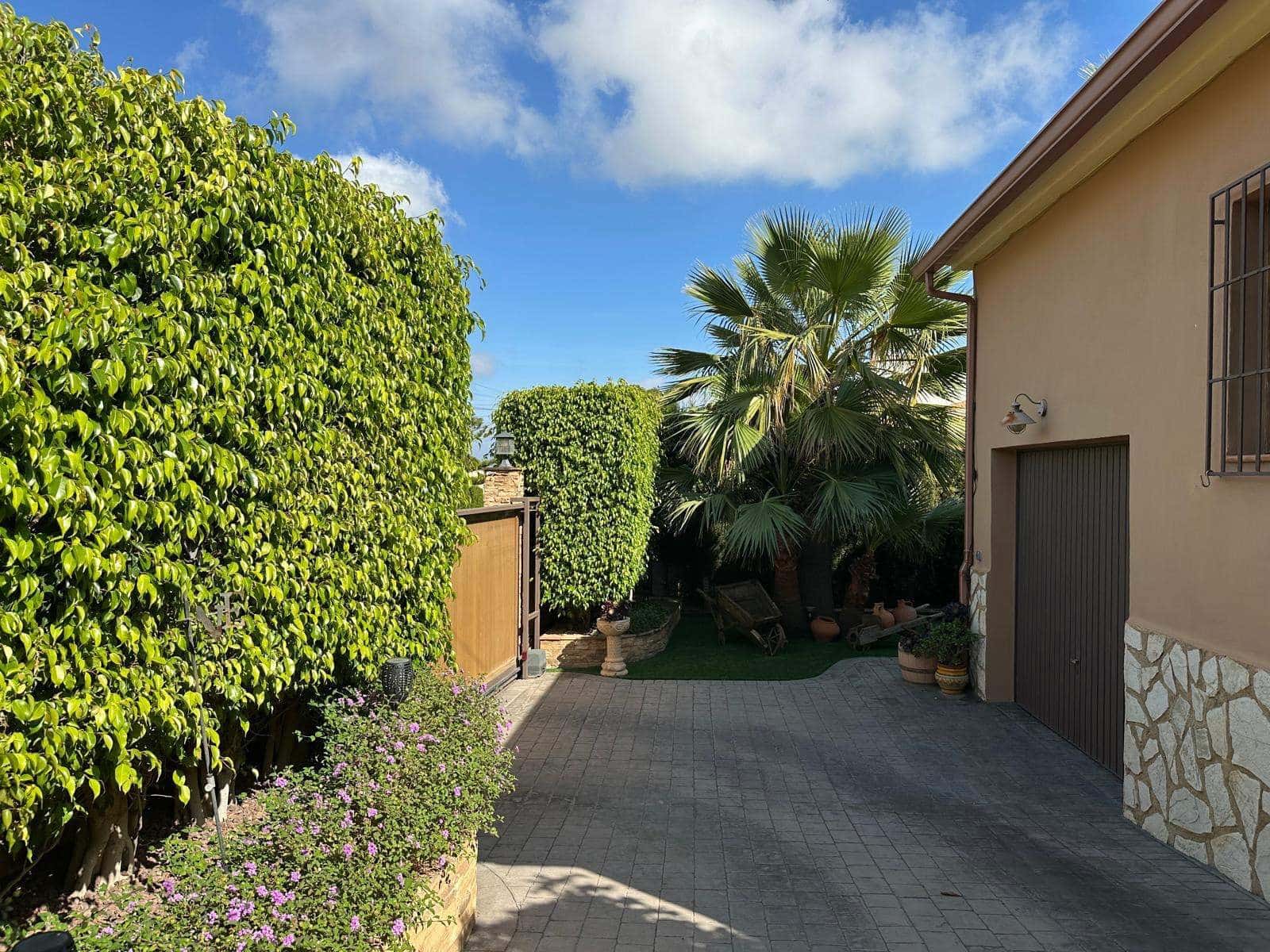 5 soveværelse Villa til salg i La Nucia med swimmingpool garage - € 975.000 (Ref: 9818036)