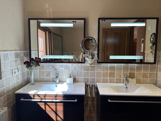 5 chambre Villa/Maison à vendre à Coloma  , La Nucia avec piscine garage - 975 000 € (Ref: 9818036)