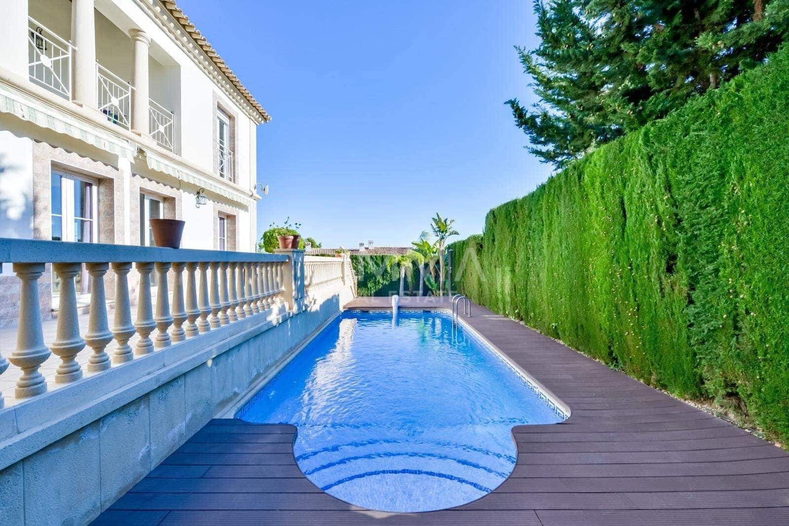 4 Zimmer Villa zu verkaufen in Finestrat mit Pool Garage - 950.000 € (Ref: 9822755)