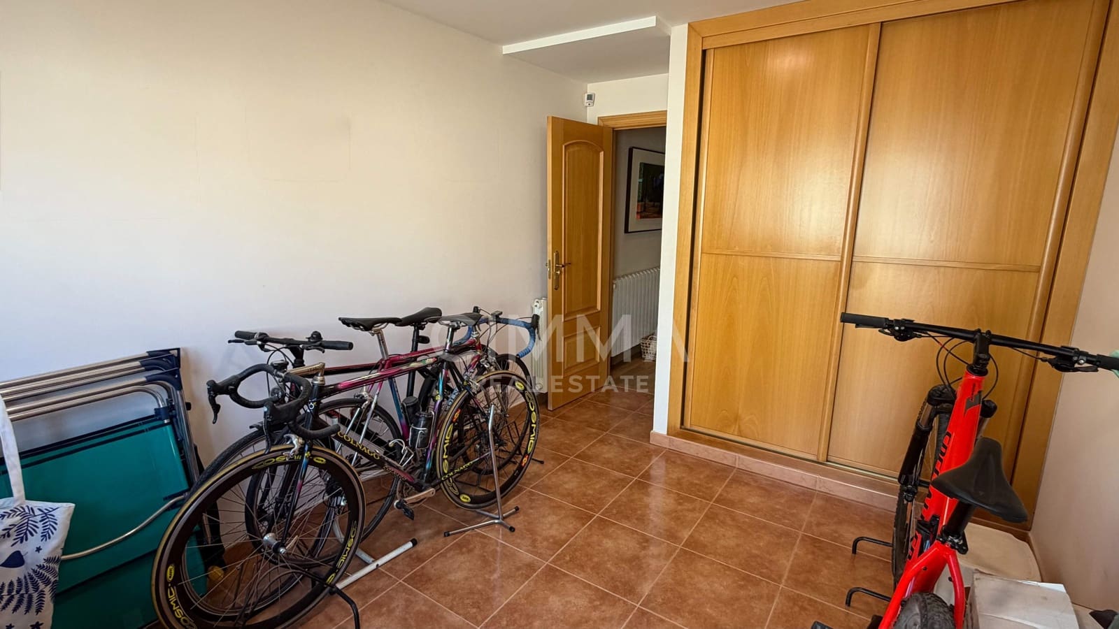 5 bedroom Villa for sale in Benidorm with pool - € 1,400,000 (Ref: 9836544)