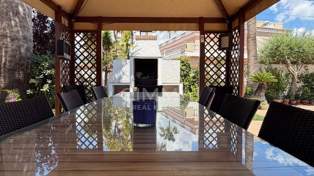 5 camera da letto Villa in vendita in Benidorm con piscina - 1.820.000 € (Rif: 9836544)