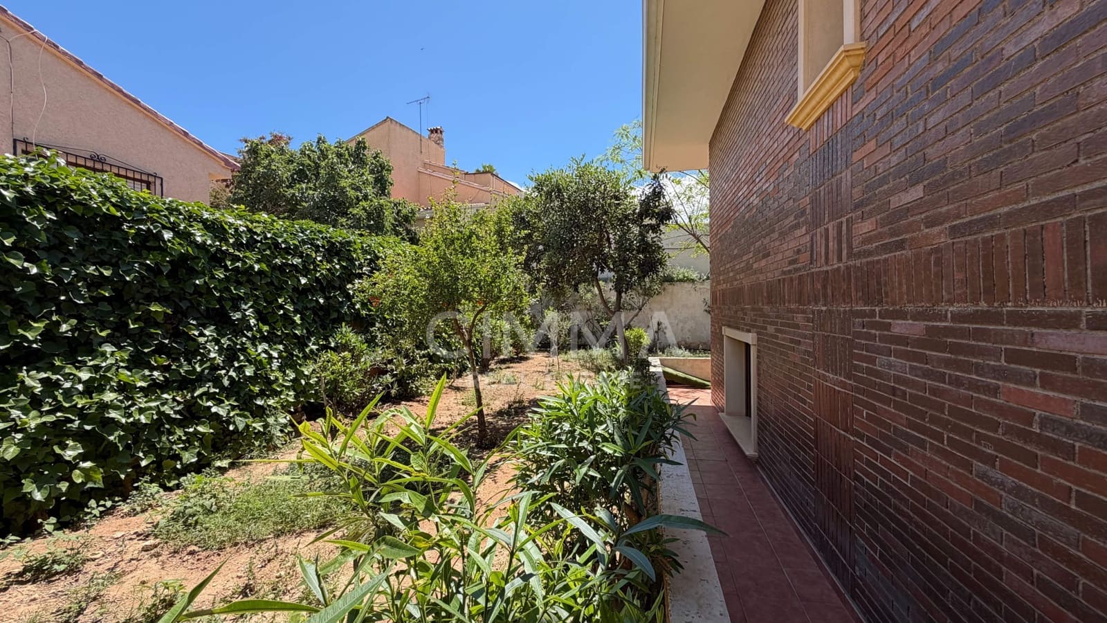 5 bedroom Villa for sale in Benidorm with pool - € 1,400,000 (Ref: 9836544)