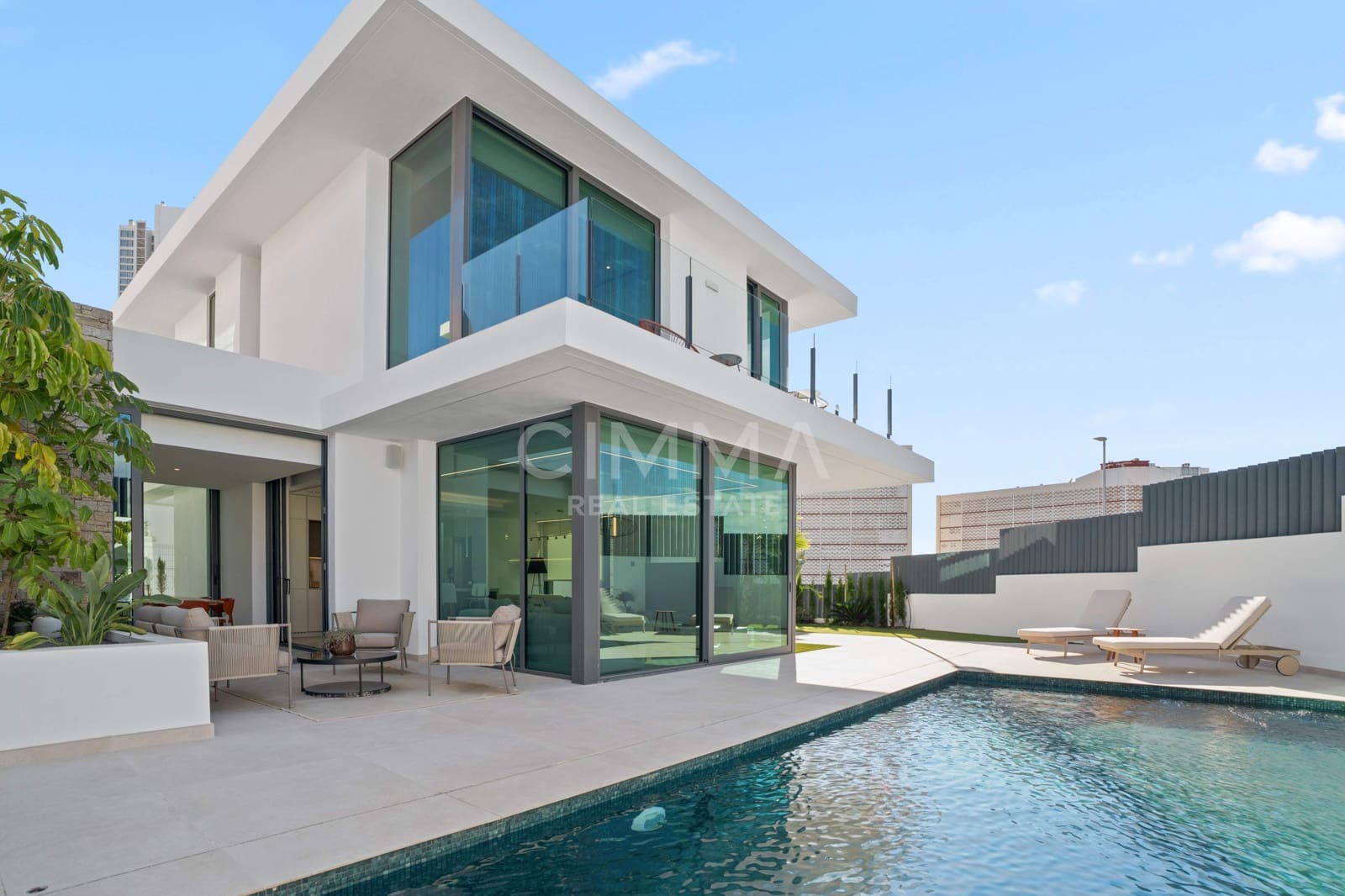 4 bedroom Villa for sale in Benidorm with pool garage - € 2,149,226 (Ref: 9836545)