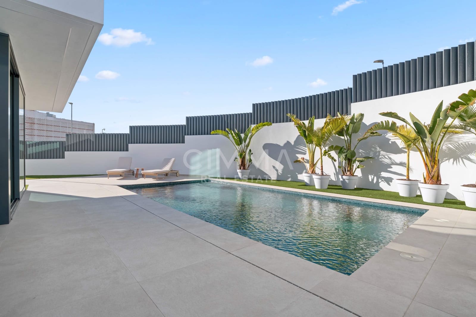 4 bedroom Villa for sale in Benidorm with pool garage - € 2,149,226 (Ref: 9836545)