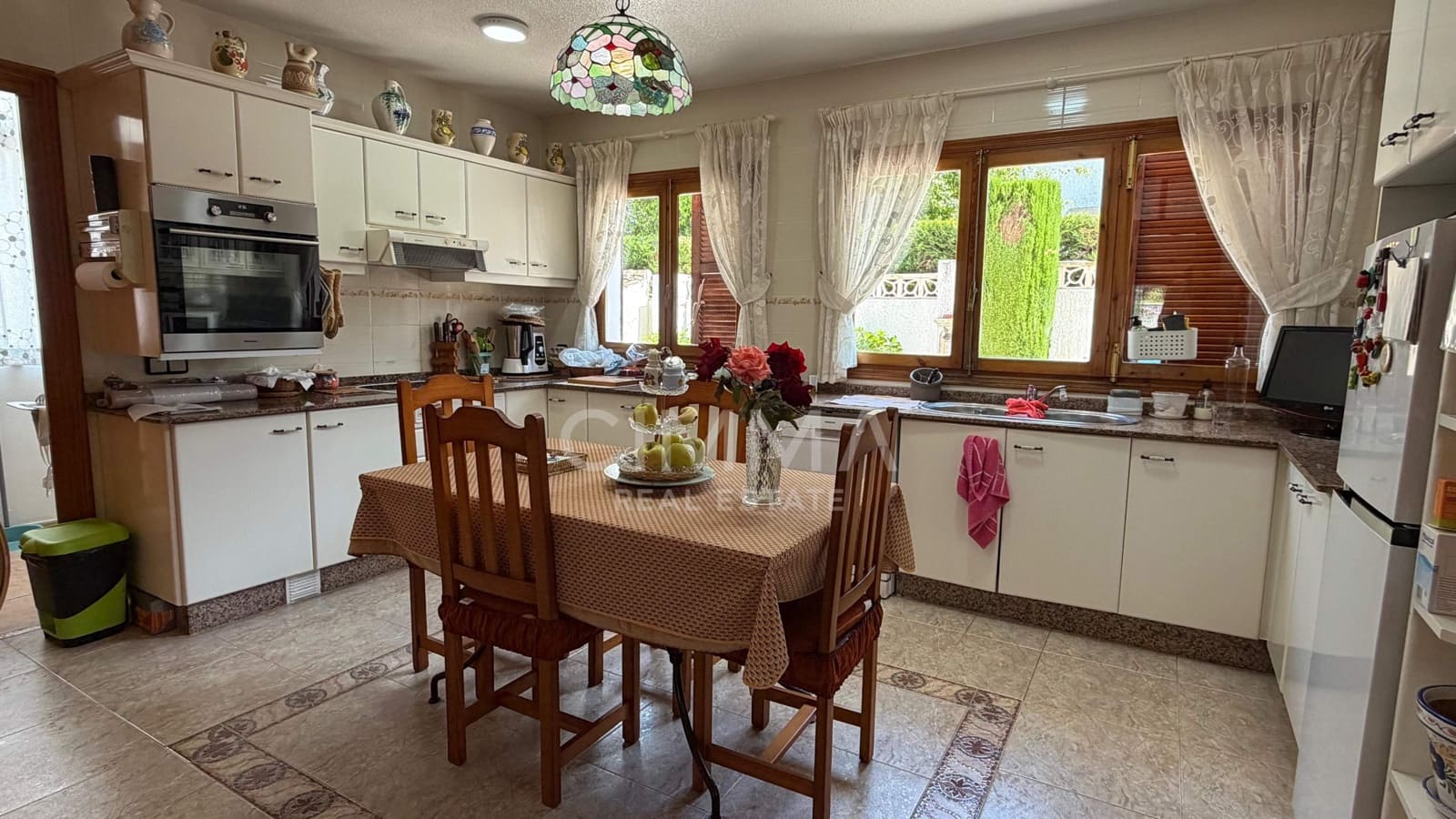 6 bedroom Villa for sale in Benidorm with pool garage - € 745,000 (Ref: 9836546)