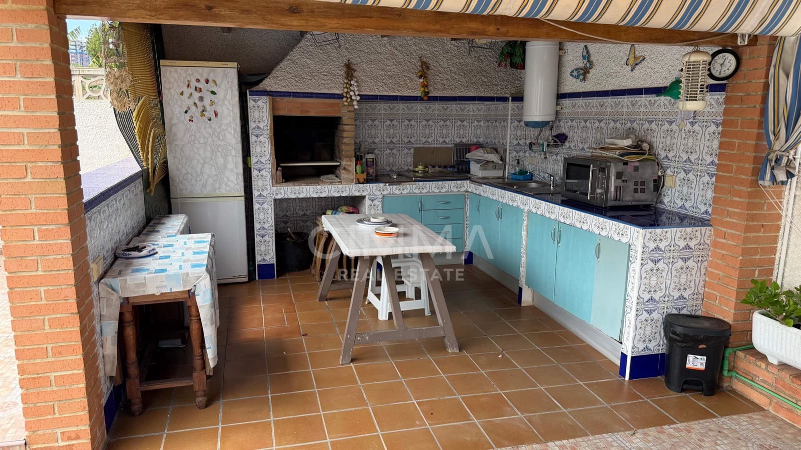 6 bedroom Villa for sale in Benidorm with pool garage - € 745,000 (Ref: 9836546)