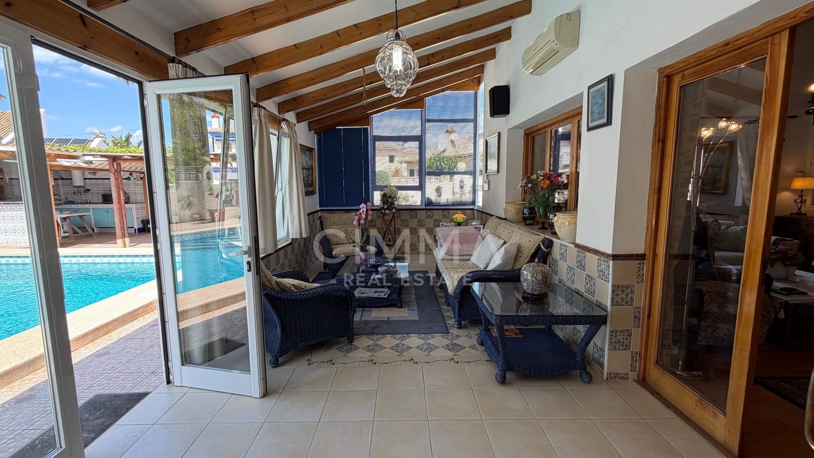 6 bedroom Villa for sale in Benidorm with pool garage - € 745,000 (Ref: 9836546)