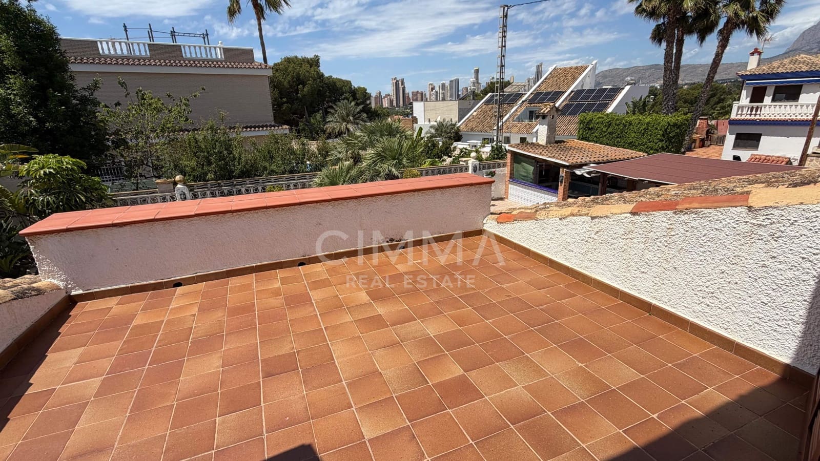 6 bedroom Villa for sale in Benidorm with pool garage - € 745,000 (Ref: 9836546)