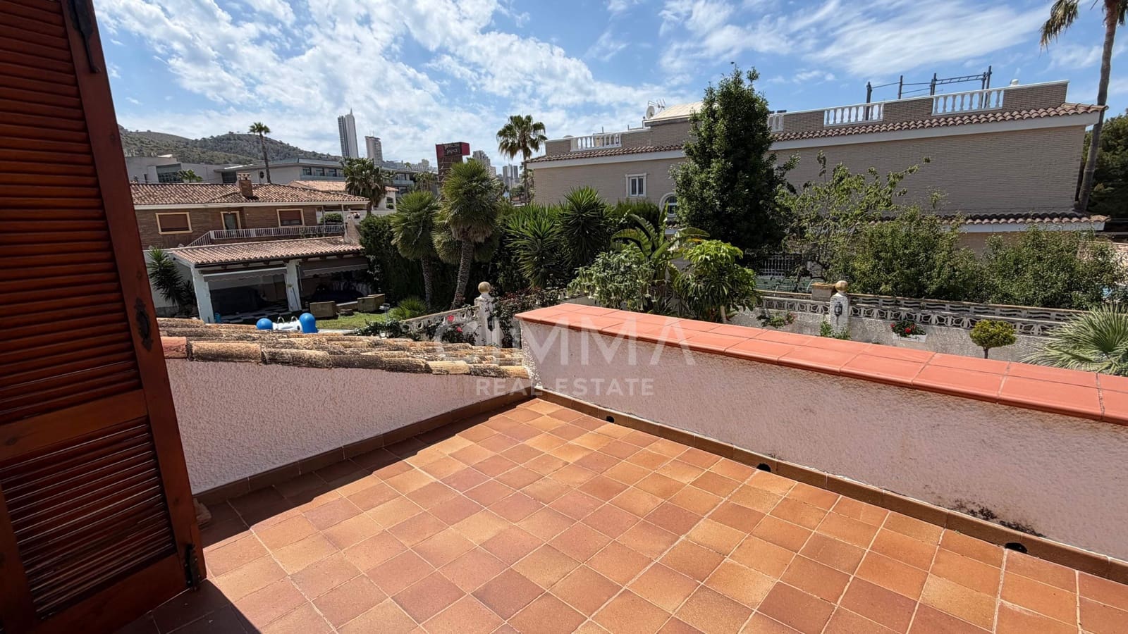 6 bedroom Villa for sale in Benidorm with pool garage - € 745,000 (Ref: 9836546)