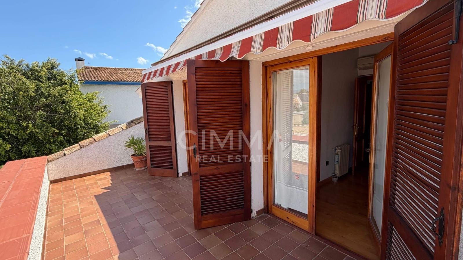 6 bedroom Villa for sale in Benidorm with pool garage - € 745,000 (Ref: 9836546)