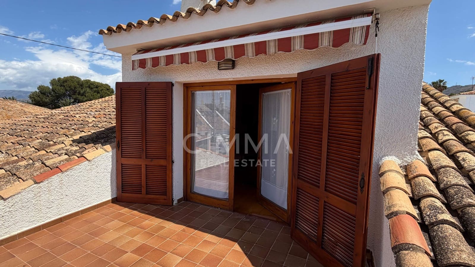 6 bedroom Villa for sale in Benidorm with pool garage - € 745,000 (Ref: 9836546)