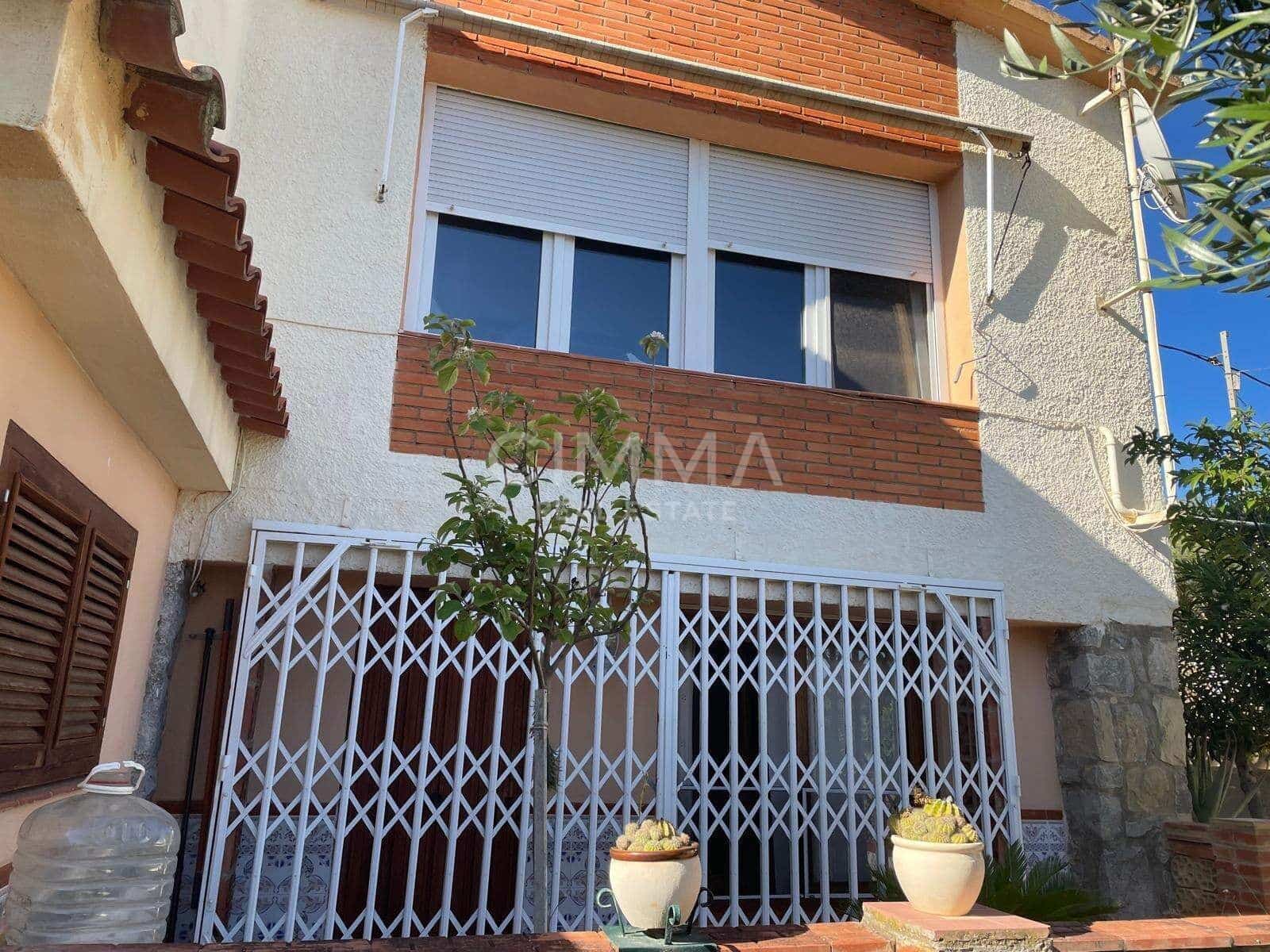 3 slaapkamer Villa te koop in La Nucia met garage - € 420.000 (Ref: 9836548)