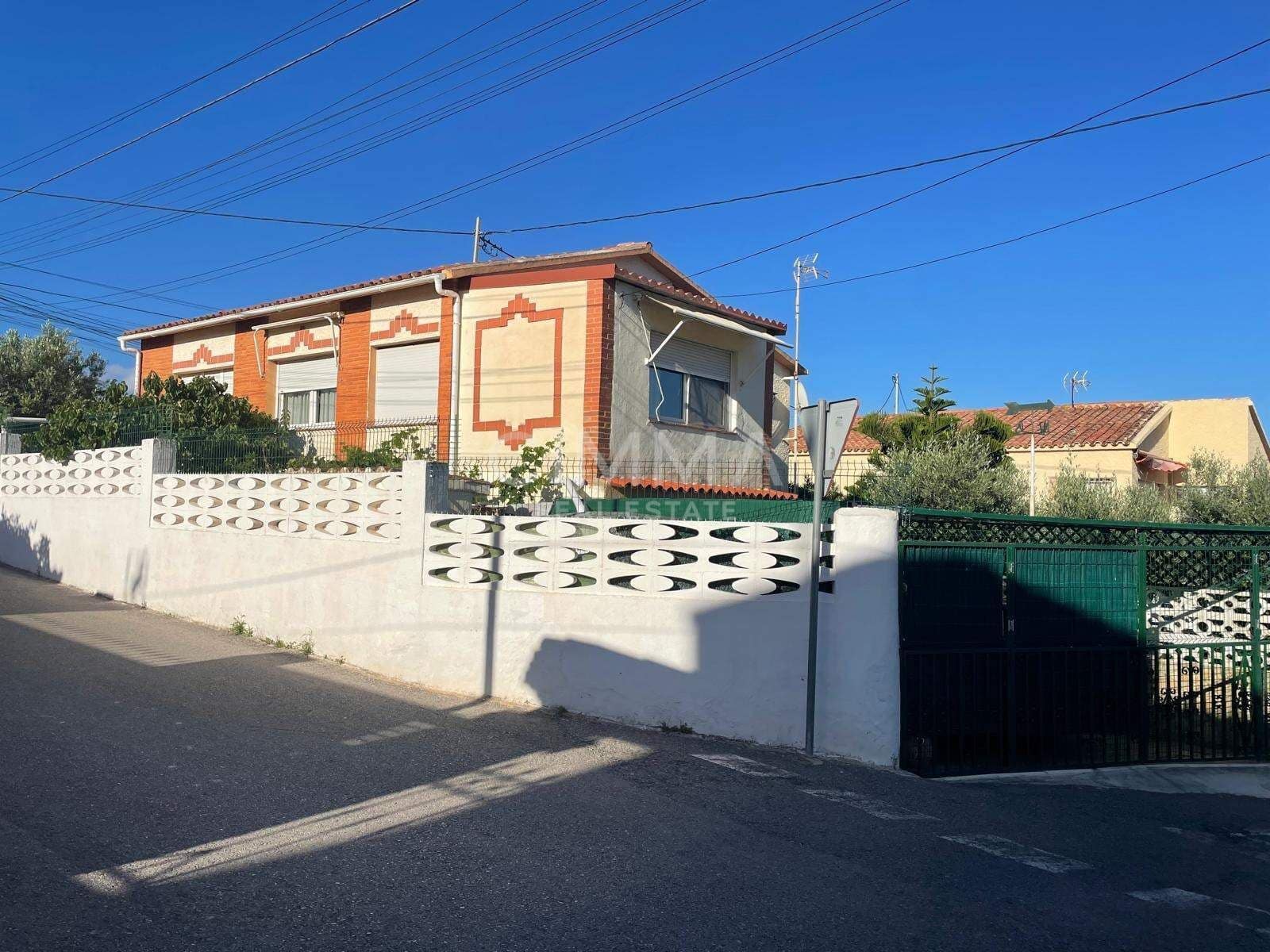3 slaapkamer Villa te koop in La Nucia met garage - € 420.000 (Ref: 9836548)
