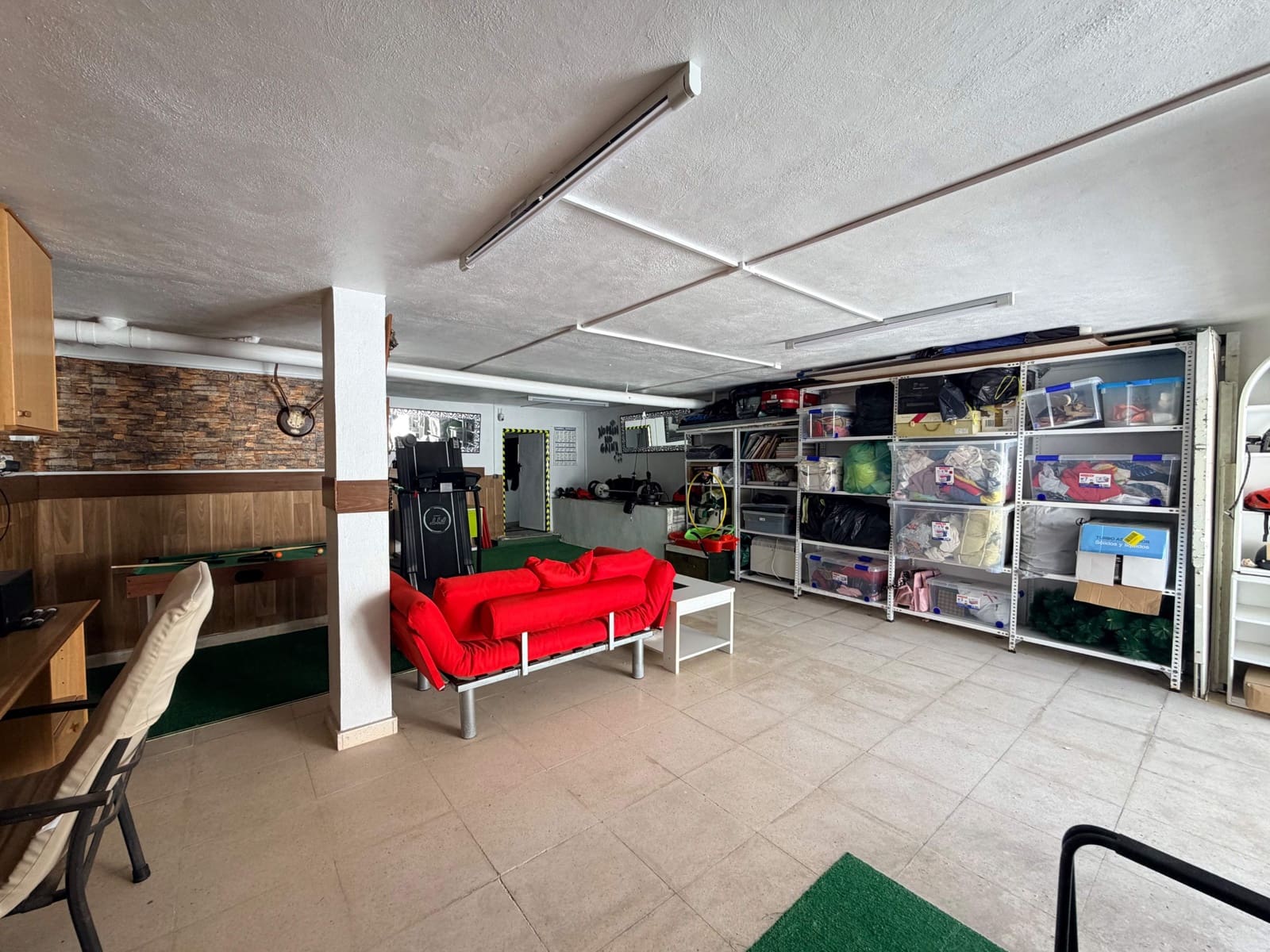 4 bedroom Villa for rent in La Nucia with pool garage - € 1,800 (Ref: 9839505)