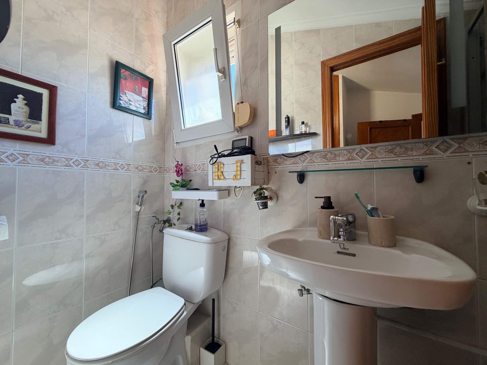 4 bedroom Villa for rent in La Nucia with pool garage - € 1,800 (Ref: 9839505)