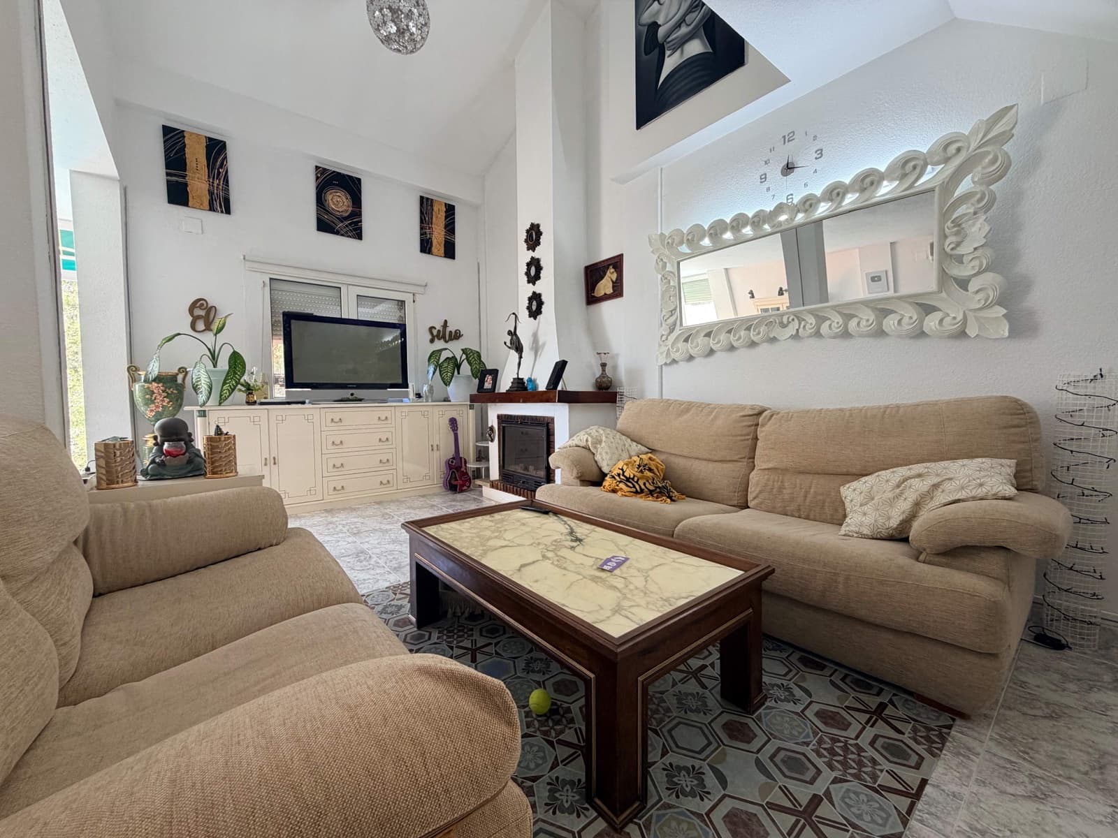 4 bedroom Villa for rent in La Nucia with pool garage - € 1,800 (Ref: 9839505)