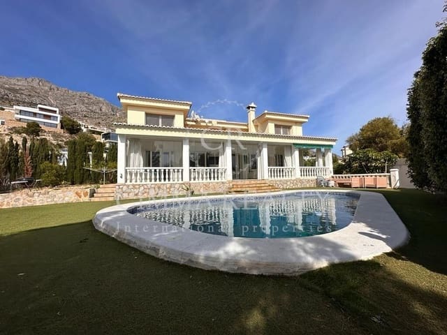5 slaapkamer Villa te koop in Altea la Vella, Altea met zwembad garage - € 1.450.000 (Ref: 9851932)