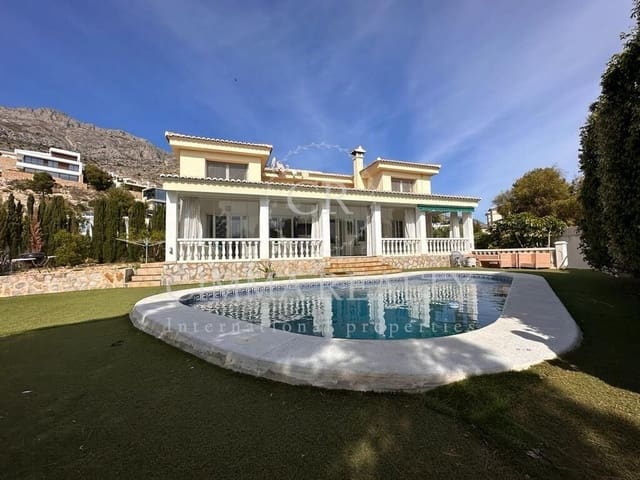 5 slaapkamer Villa te koop in Altea la Vella, Altea met zwembad garage - € 1.450.000 (Ref: 9851932)