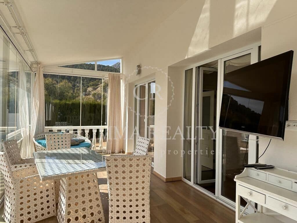 5 bedroom Villa for sale in Altea la Vella with pool garage - € 1,450,000 (Ref: 9851932)