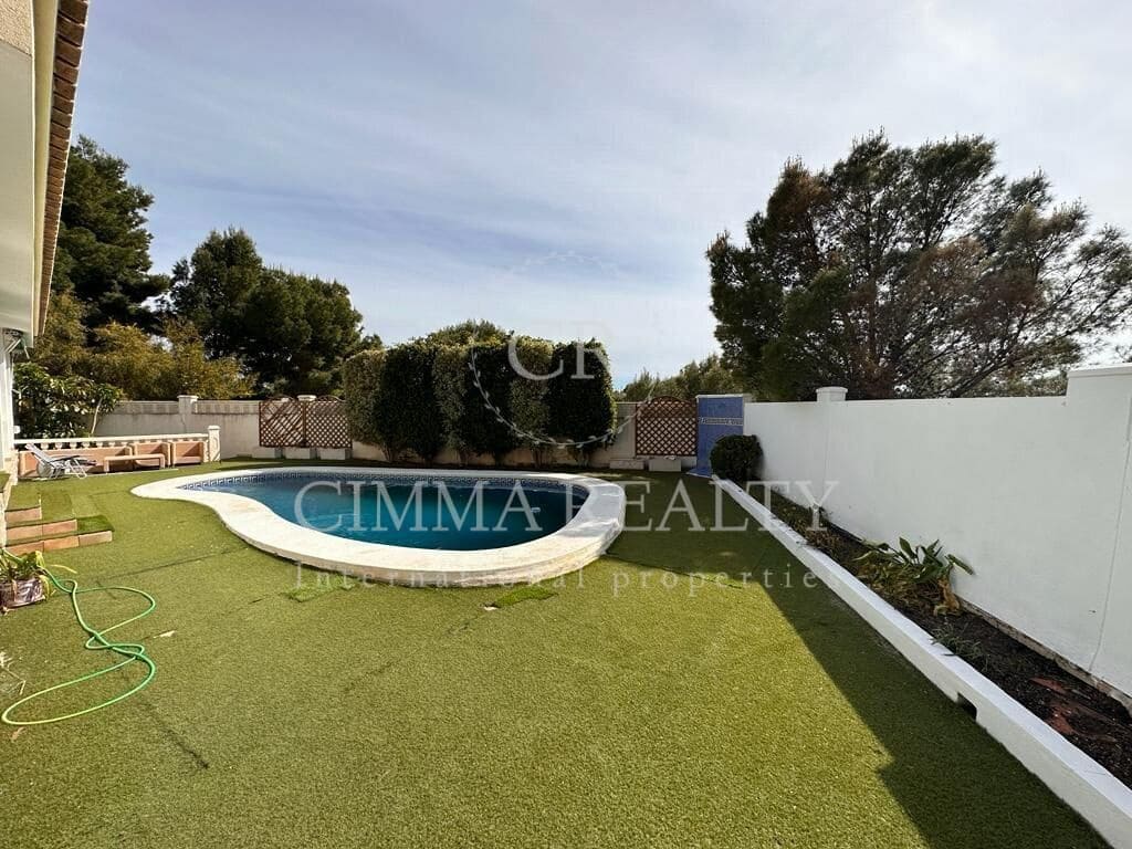 5 bedroom Villa for sale in Altea la Vella with pool garage - € 1,450,000 (Ref: 9851932)