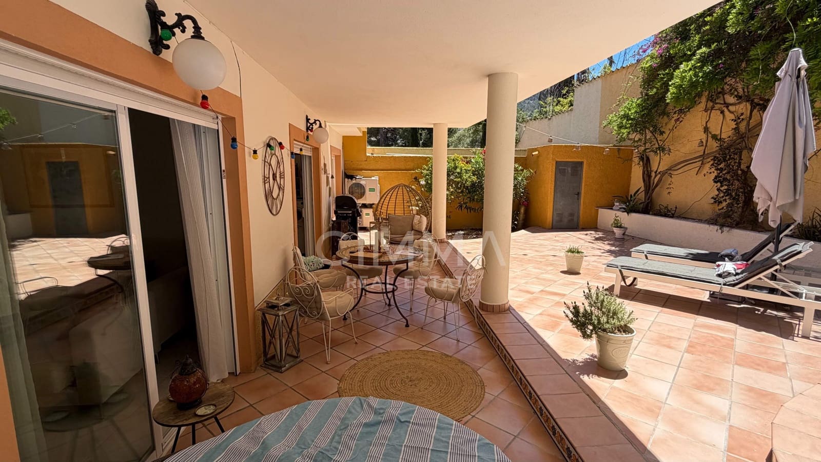 4 bedroom Terraced Villa for sale in Albir with pool garage - € 599,000 (Ref: 9851934)