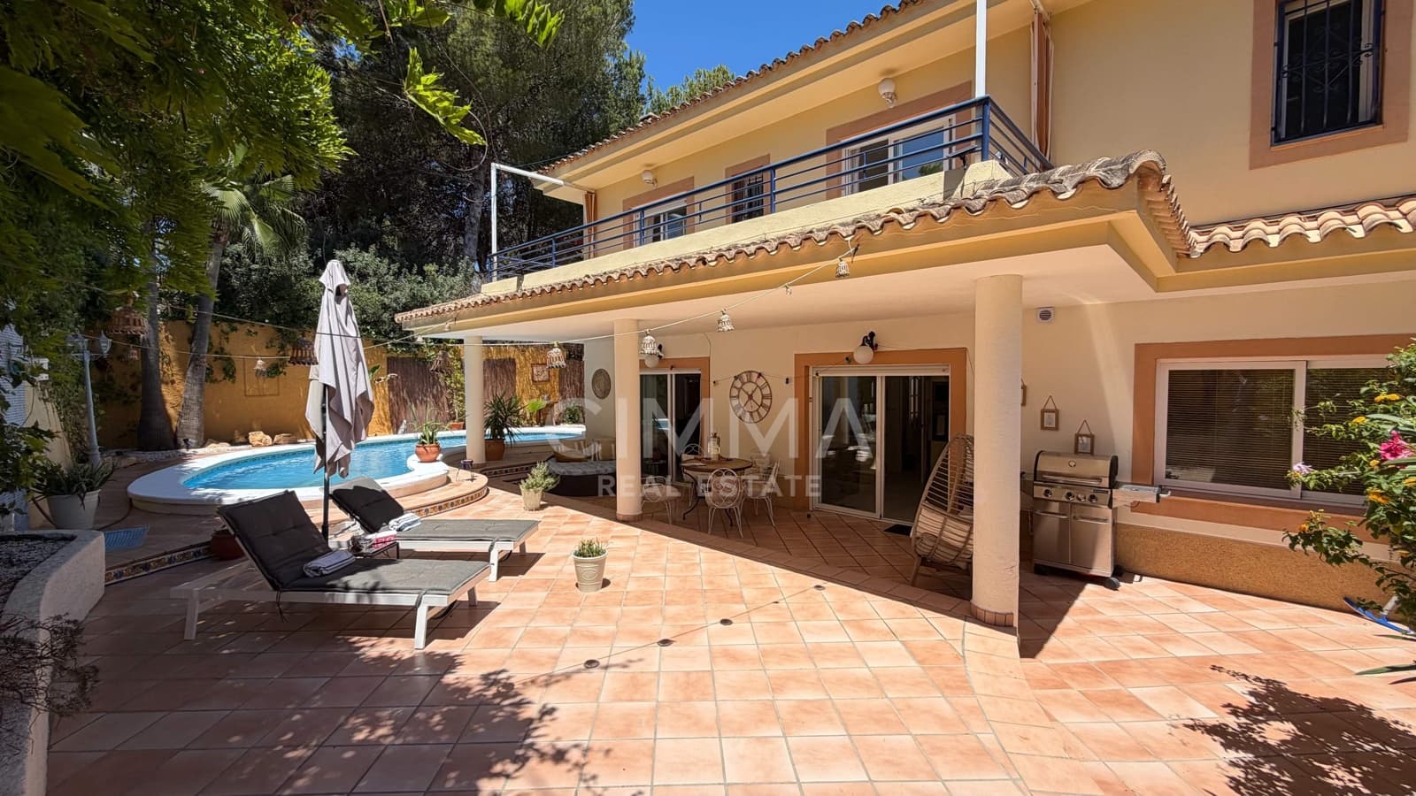 4 bedroom Terraced Villa for sale in Albir with pool garage - € 599,000 (Ref: 9851934)