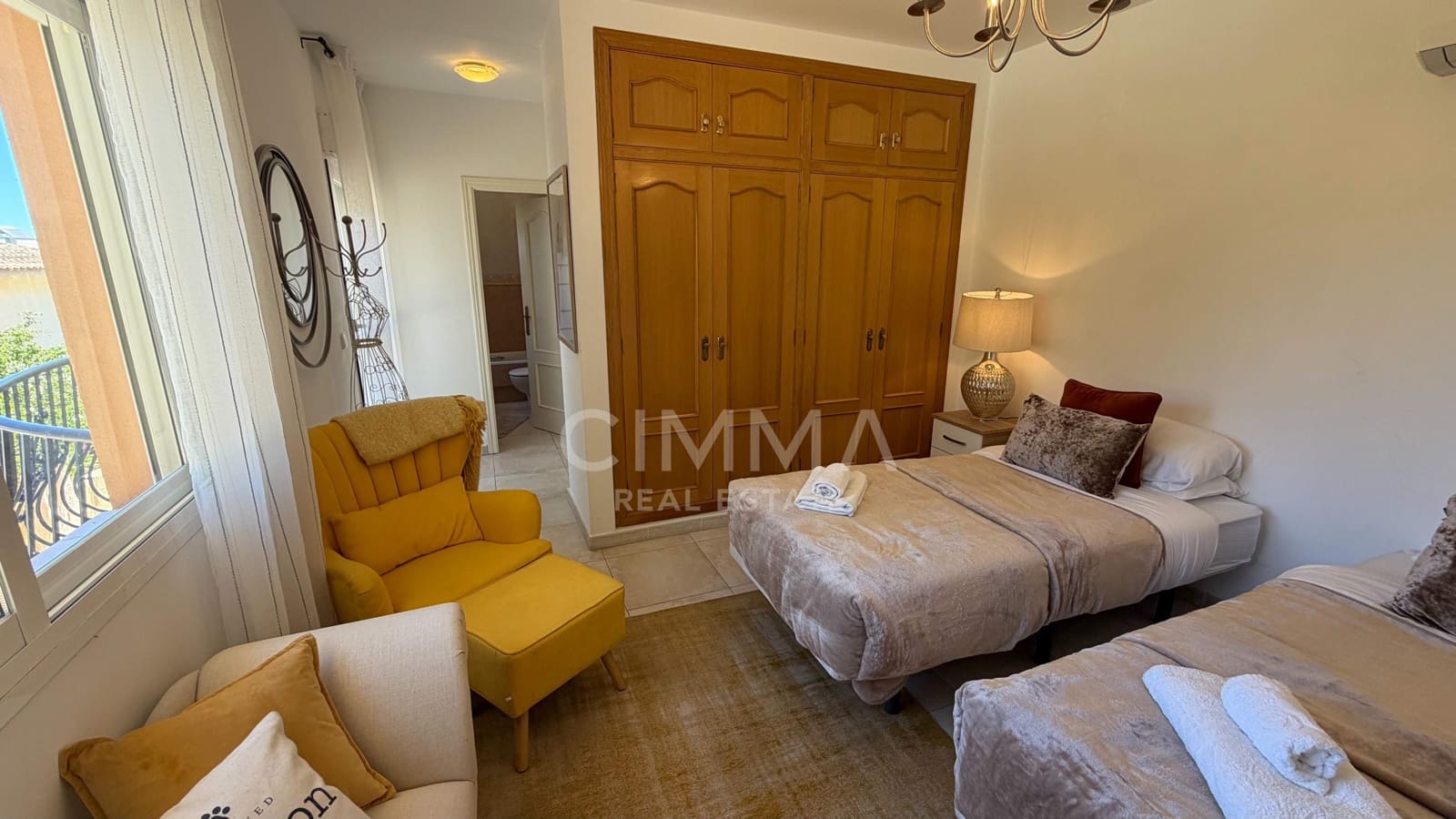 4 bedroom Terraced Villa for sale in Albir with pool garage - € 599,000 (Ref: 9851934)
