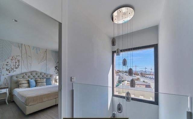 Adosado de 3 habitaciones en Finestrat en venta con piscina garaje - 585.000 € (Ref: 9851935)