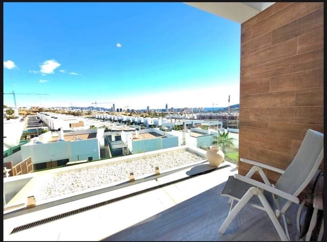 3 Zimmer Reihenhaus zu verkaufen in Finestrat mit Pool Garage - 585.000 € (Ref: 9851935)