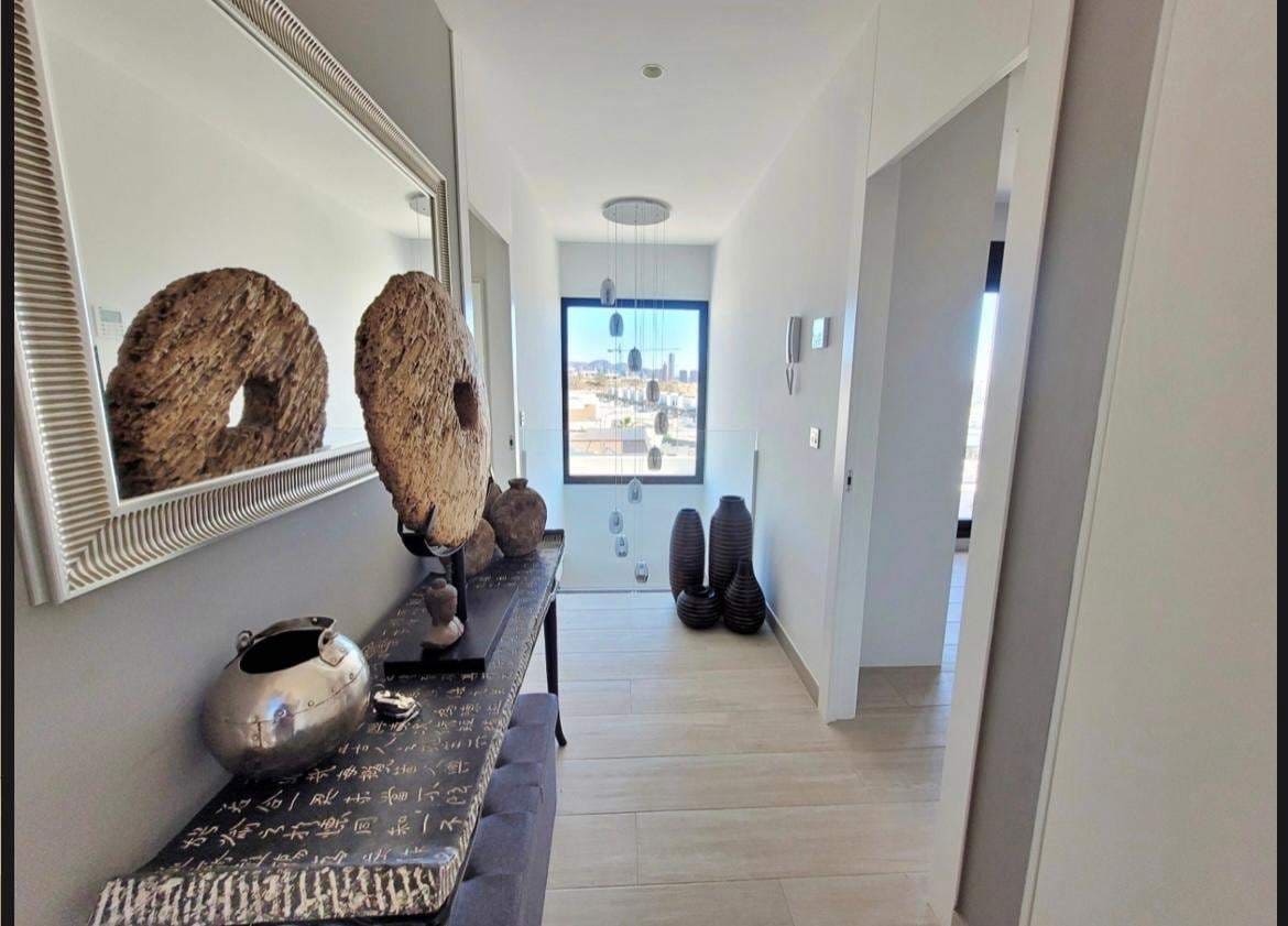 Adosado de 3 habitaciones en Finestrat en venta con piscina garaje - 585.000 € (Ref: 9851935)