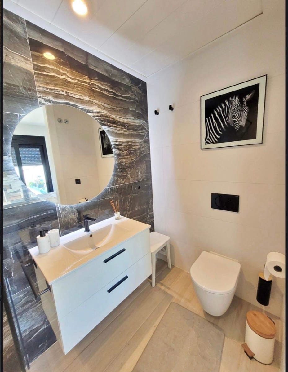 Adosado de 3 habitaciones en Finestrat en venta con piscina garaje - 585.000 € (Ref: 9851935)