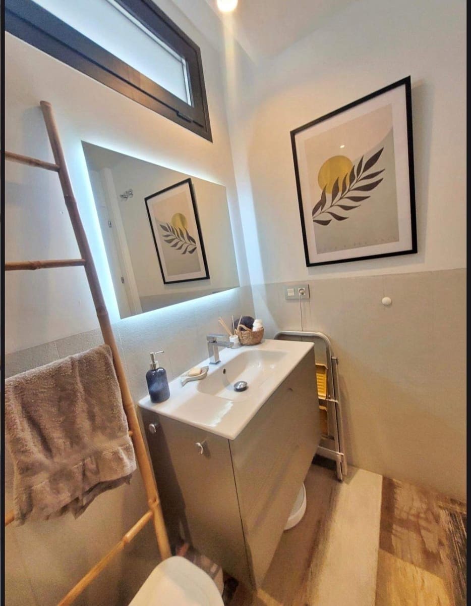 Adosado de 3 habitaciones en Finestrat en venta con piscina garaje - 585.000 € (Ref: 9851935)