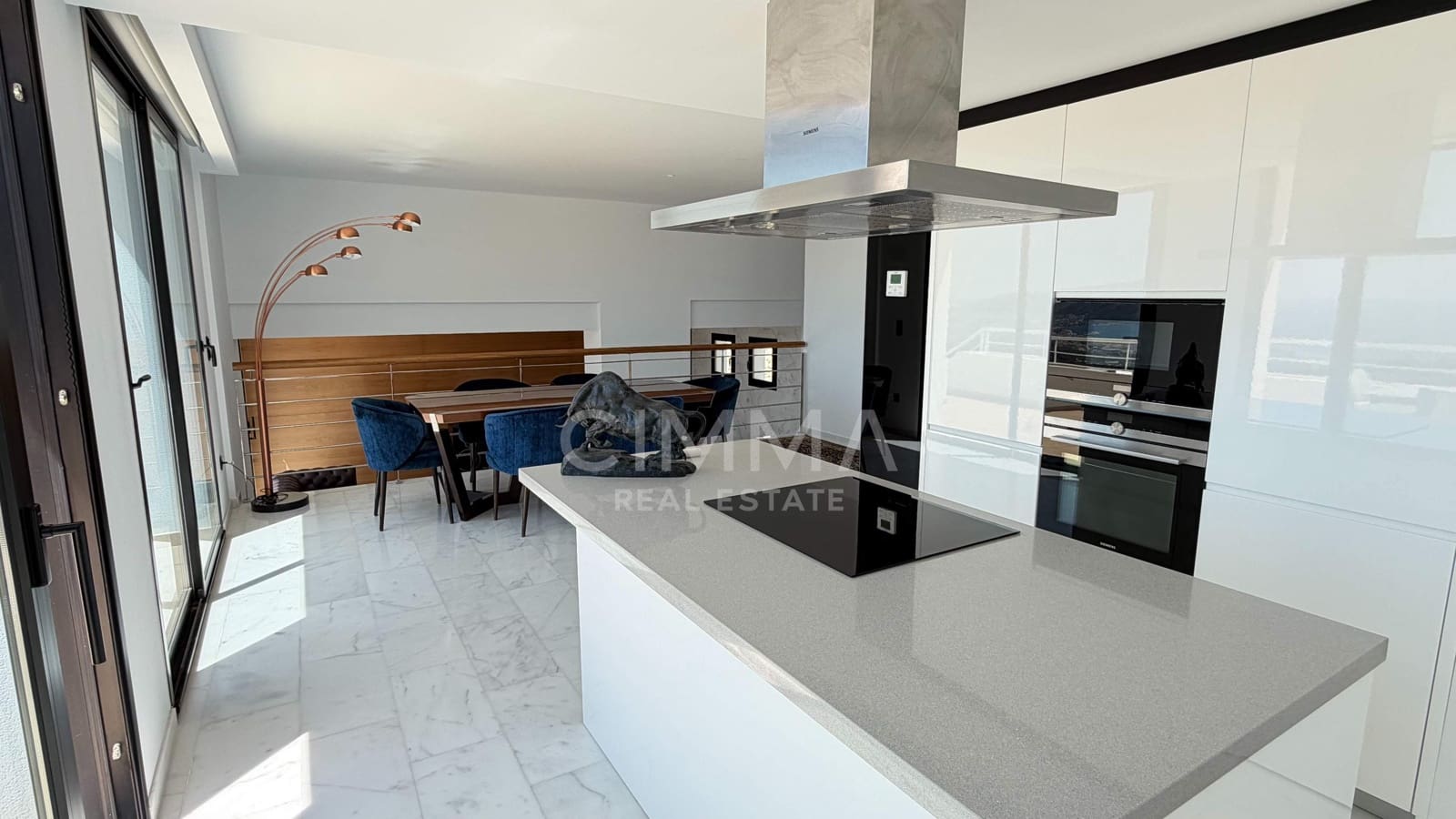 3 bedroom Villa for sale in Altea with pool garage - € 1,295,000 (Ref: 9851936)