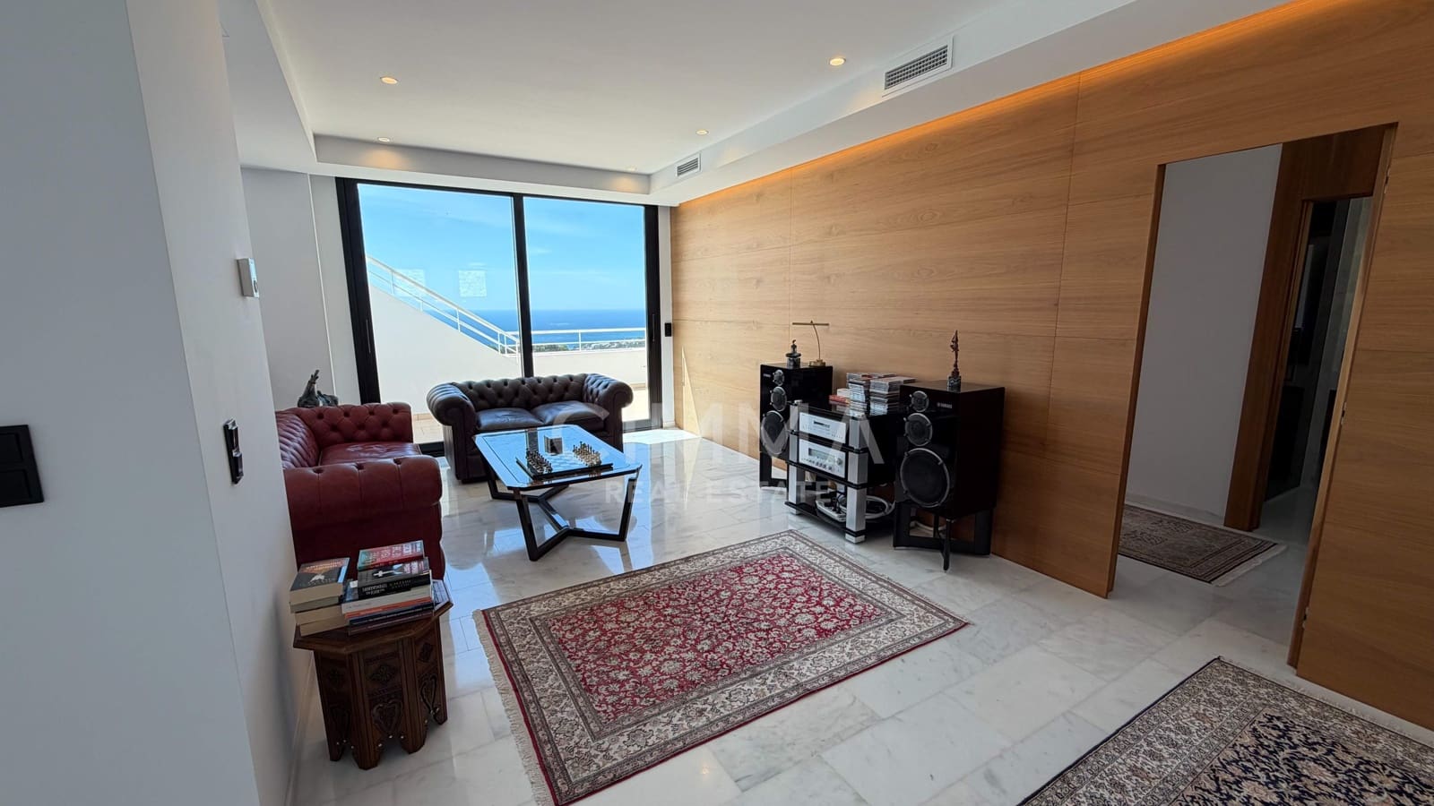 3 bedroom Villa for sale in Altea with pool garage - € 1,295,000 (Ref: 9851936)