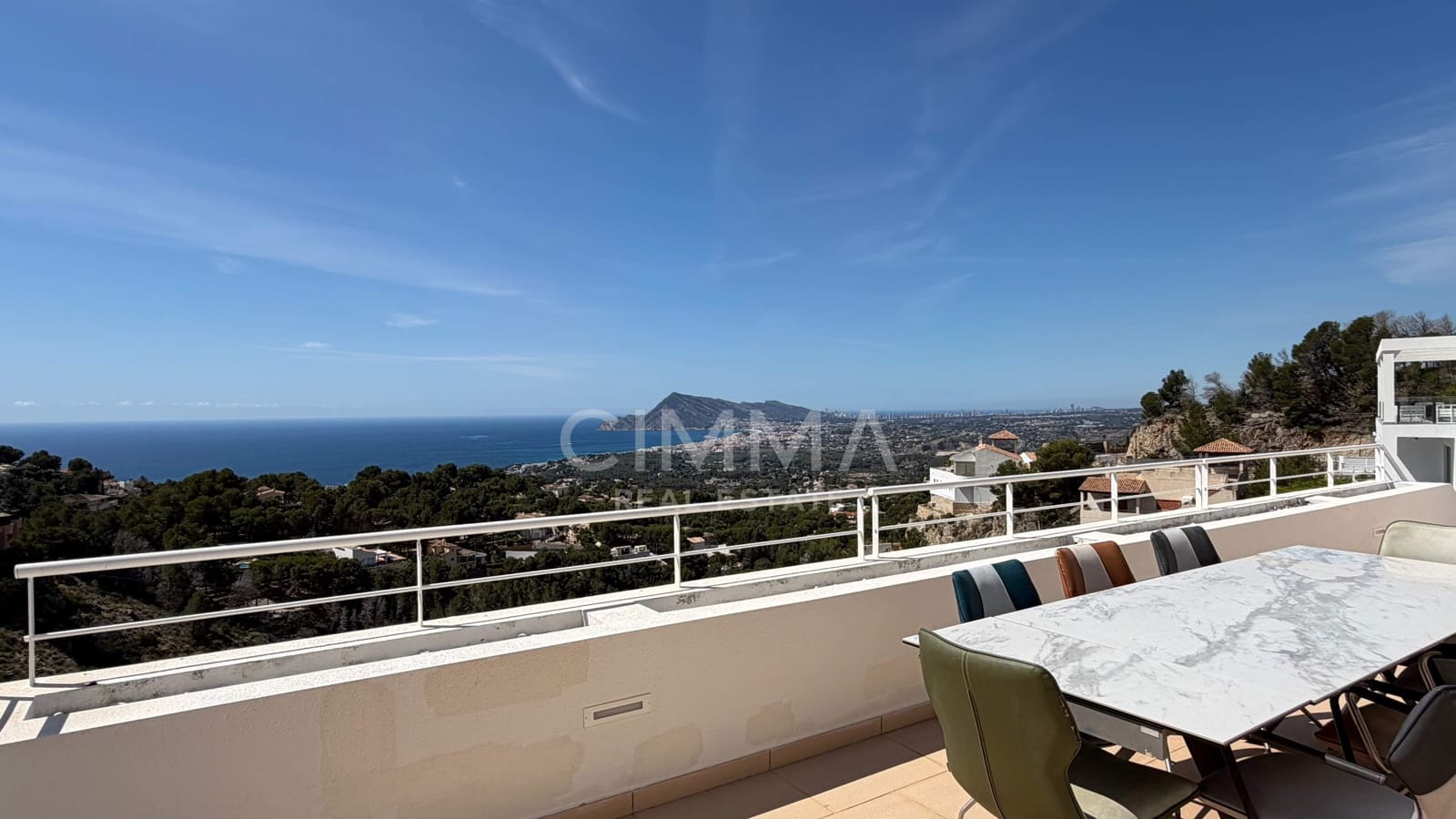 3 bedroom Villa for sale in Altea with pool garage - € 1,295,000 (Ref: 9851936)