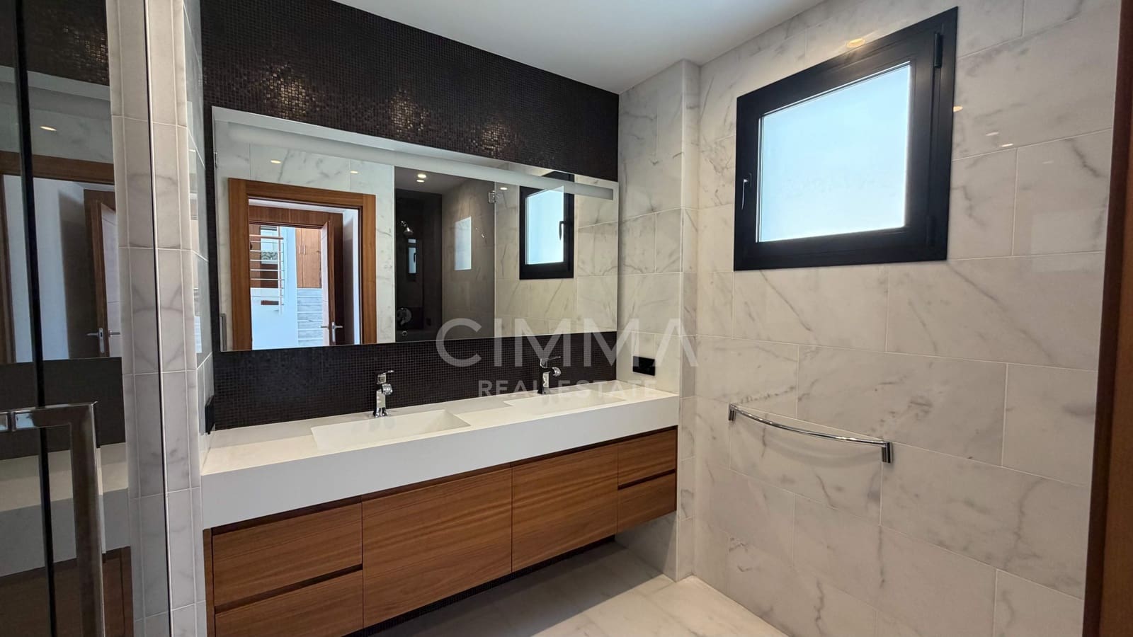 3 bedroom Villa for sale in Altea with pool garage - € 1,295,000 (Ref: 9851936)