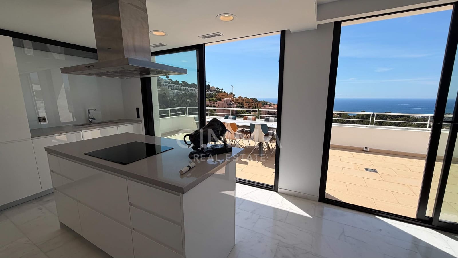 3 bedroom Villa for sale in Altea with pool garage - € 1,295,000 (Ref: 9851936)
