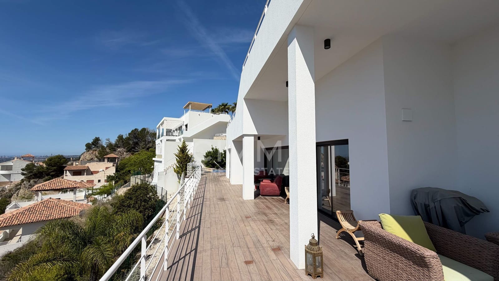 3 bedroom Villa for sale in Altea with pool garage - € 1,295,000 (Ref: 9851936)