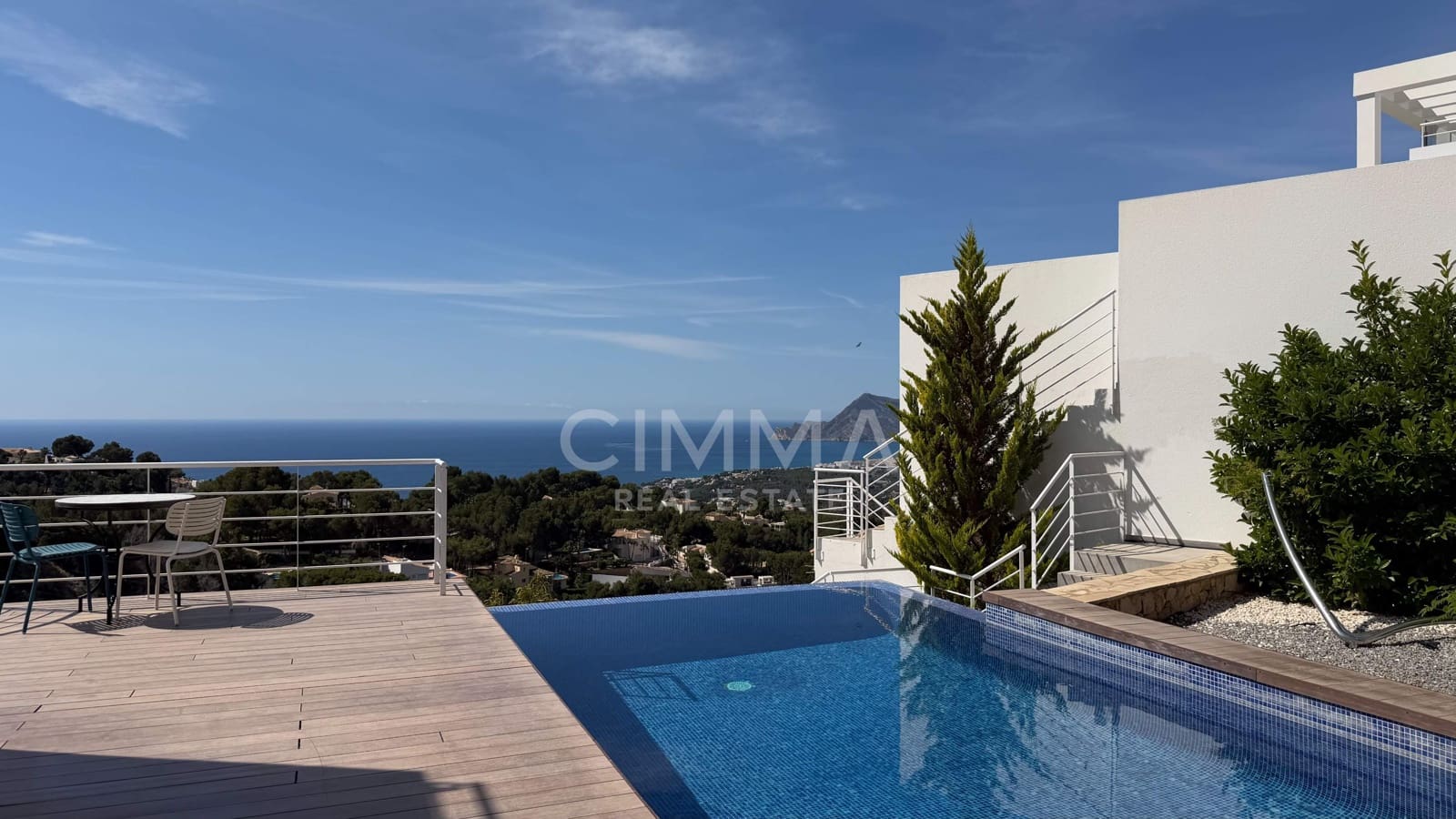 3 bedroom Villa for sale in Altea with pool garage - € 1,295,000 (Ref: 9851936)