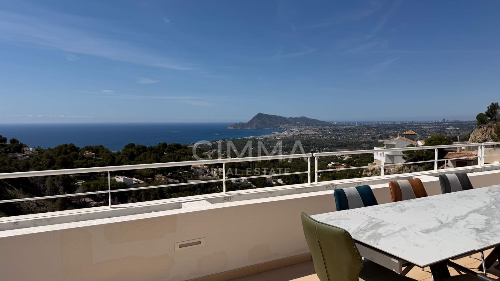 3 bedroom Villa for sale in Altea with pool garage - € 1,295,000 (Ref: 9851936)