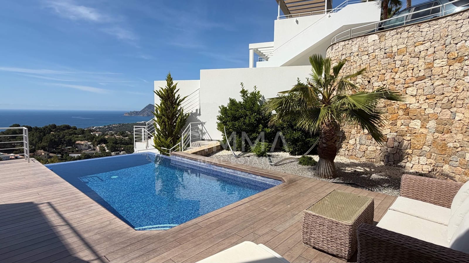 3 bedroom Villa for sale in Altea with pool garage - € 1,295,000 (Ref: 9851936)