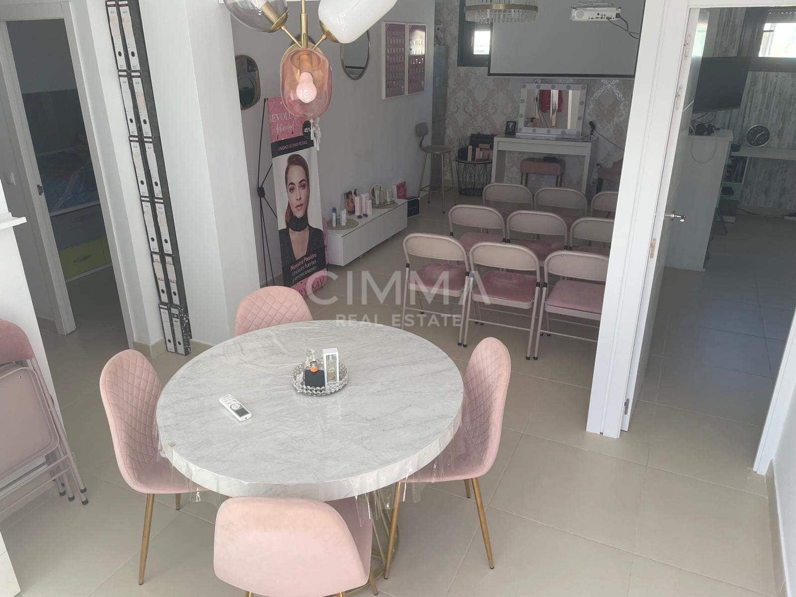 4 soveværelse Villa til salg i La Nucia med swimmingpool - € 636.000 (Ref: 9855653)
