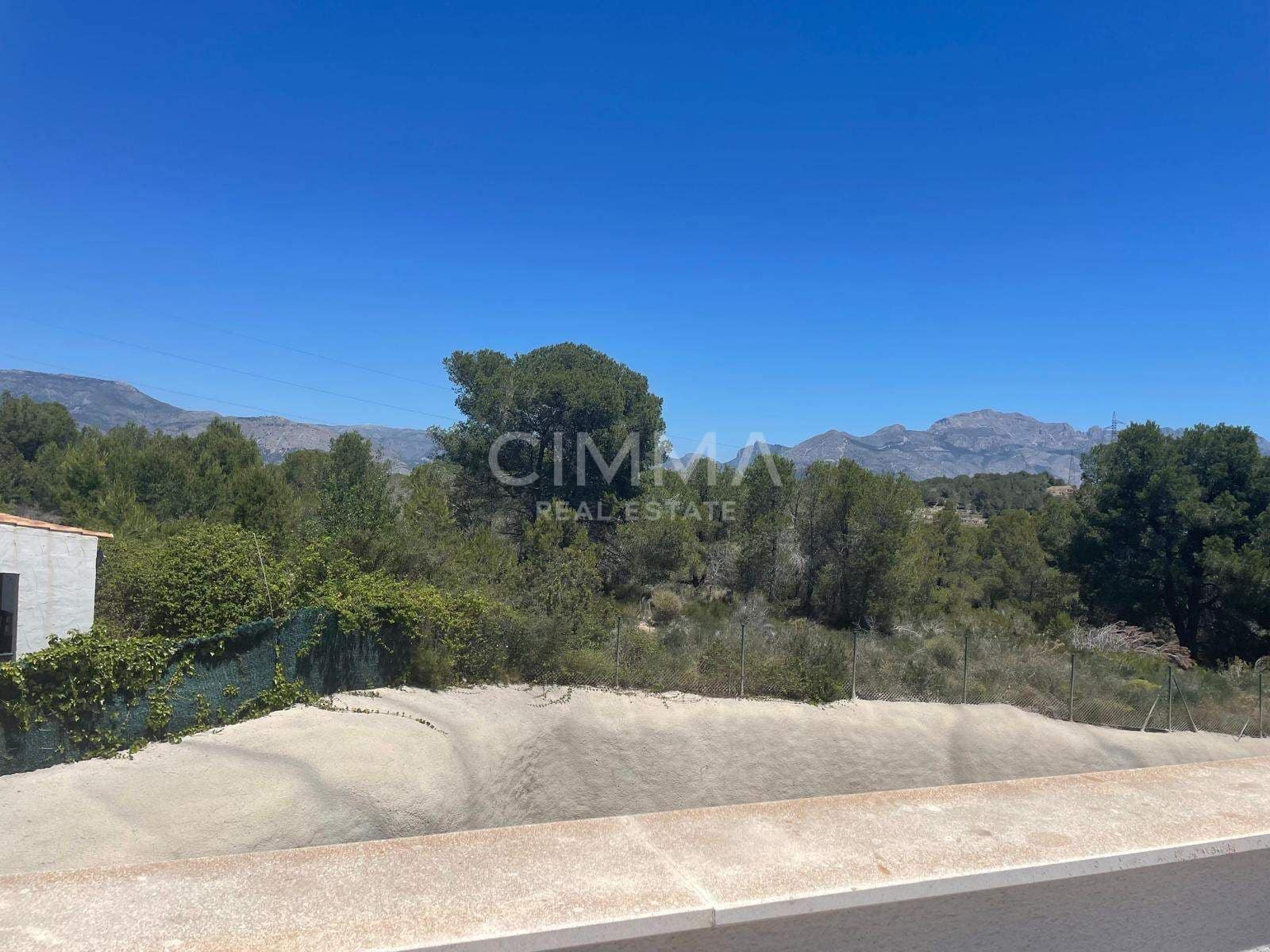 4 soveværelse Villa til salg i La Nucia med swimmingpool - € 636.000 (Ref: 9855653)