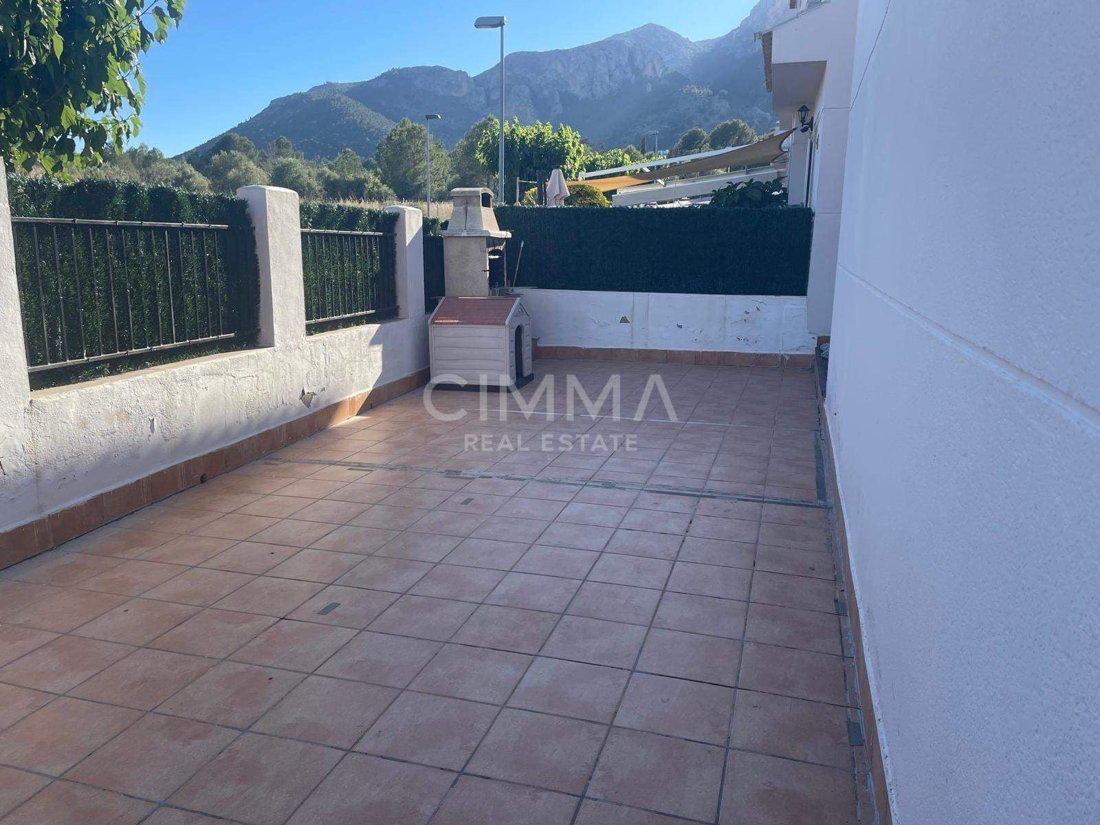 3 bedroom Bungalow for sale in Polop with garage - € 315,000 (Ref: 9855654)