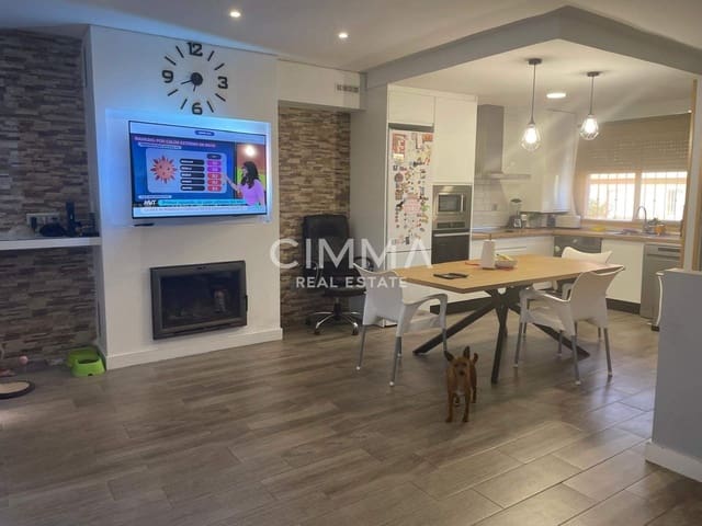 3 chambre Bungalow à vendre à Polop avec garage - 300 000 € (Ref: 9855654)